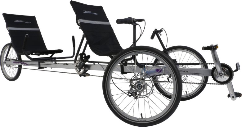 Лежачий трёхколёсный велосипед тандем.