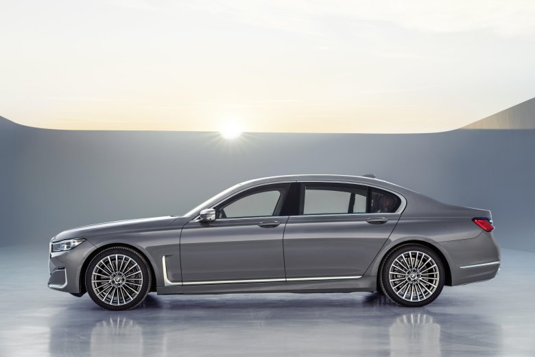 Bmw 7 750li xdrive