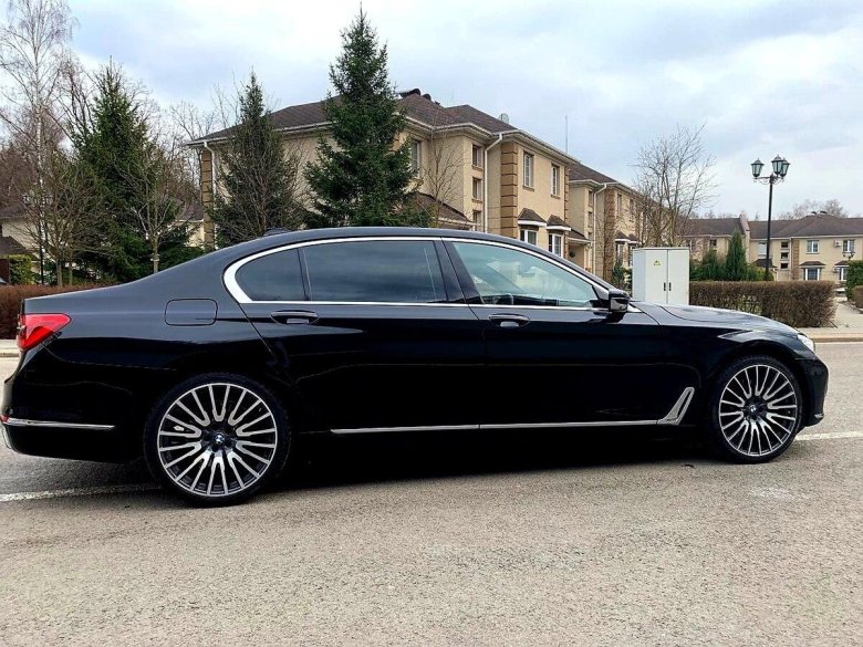 Bmw 7 серия vi