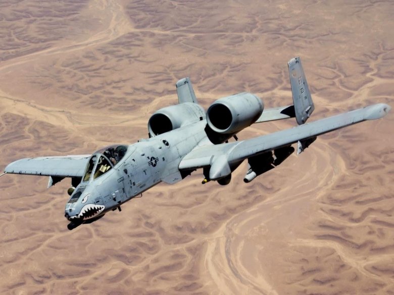 A-10a \ thunderbolt ii\