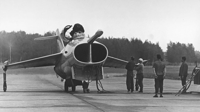 Самолёт миг-15бис