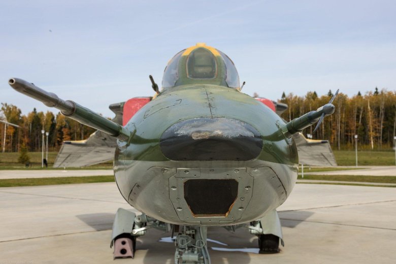 Штурмовик су 25