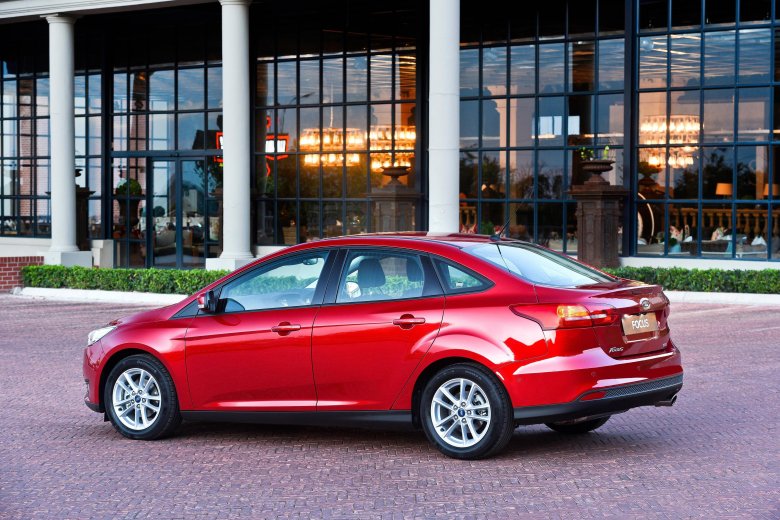 Ford focus 4 sedan
