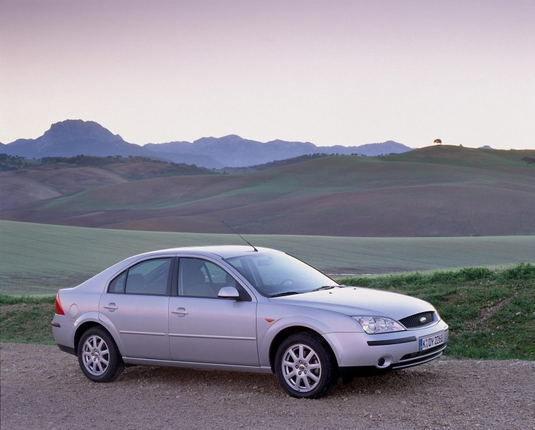 Ford mondeo 2000
