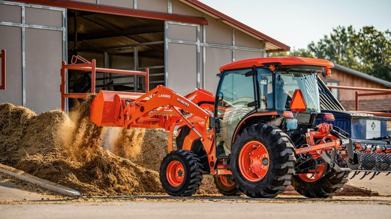 Kubota tractor corporation