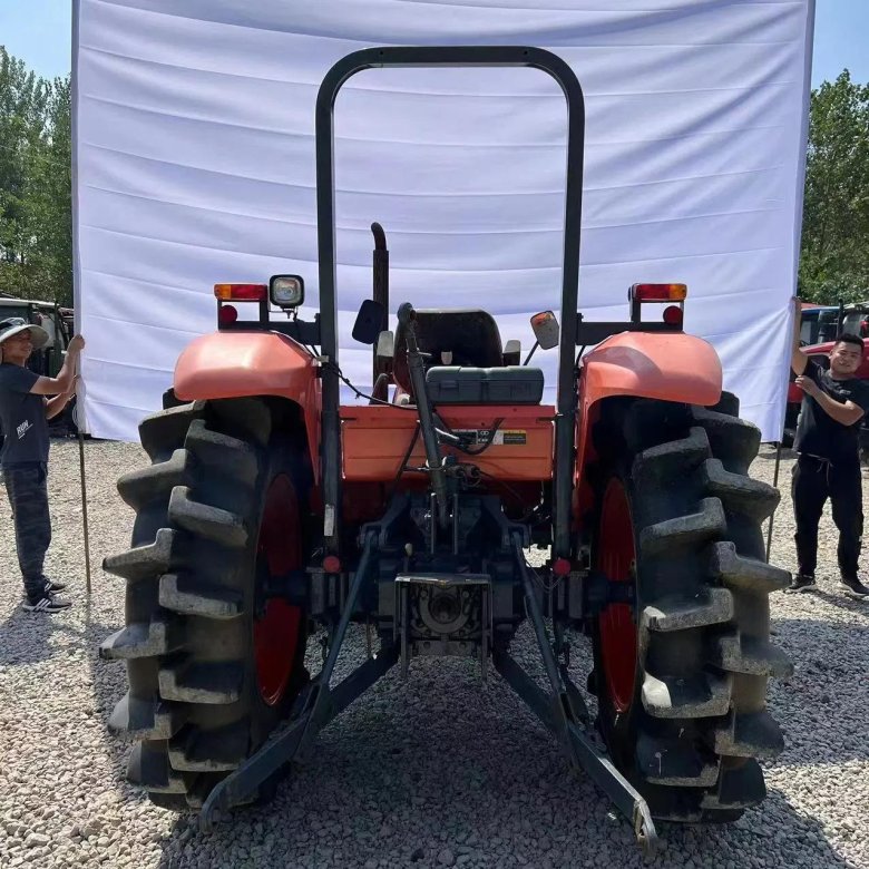 Трактор сельскохозяйственный