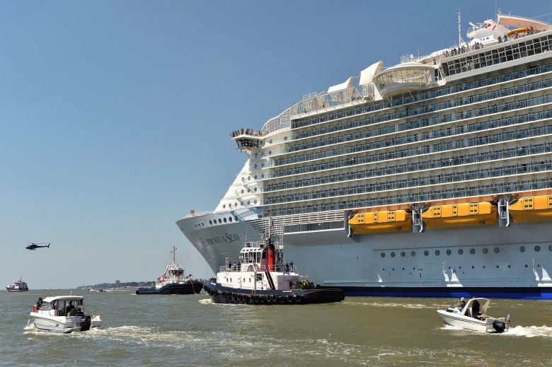 Самый большой круизный лайнер в мире 2025