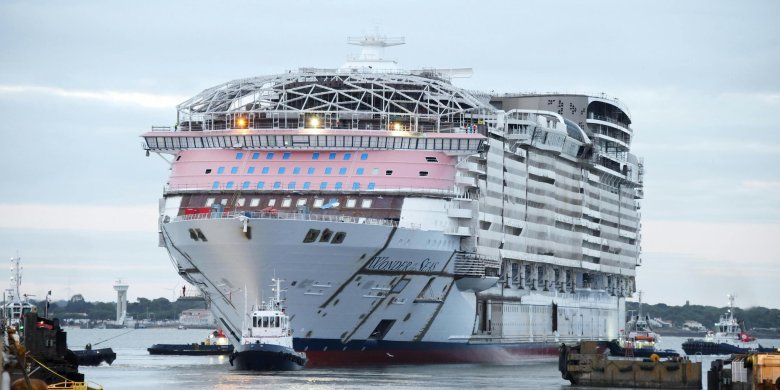 Самый большой лайнер в мире круизный