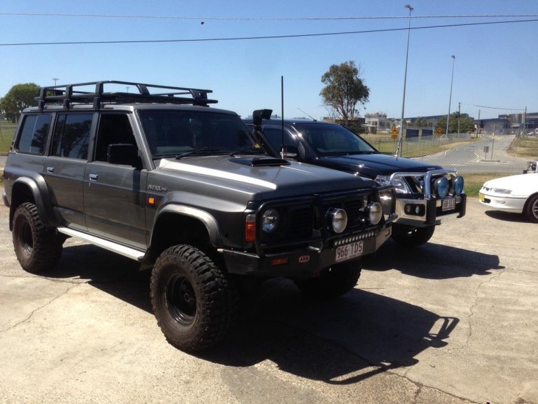 Nissan patrol 1990