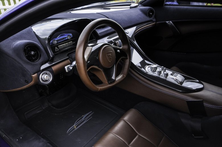 Rimac concept one салон