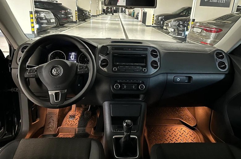 Фольксваген тигуан 2011 салон