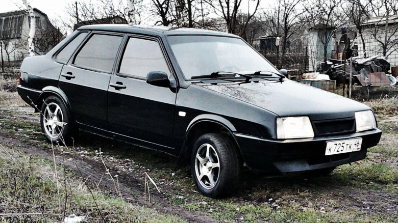 Lada 21099