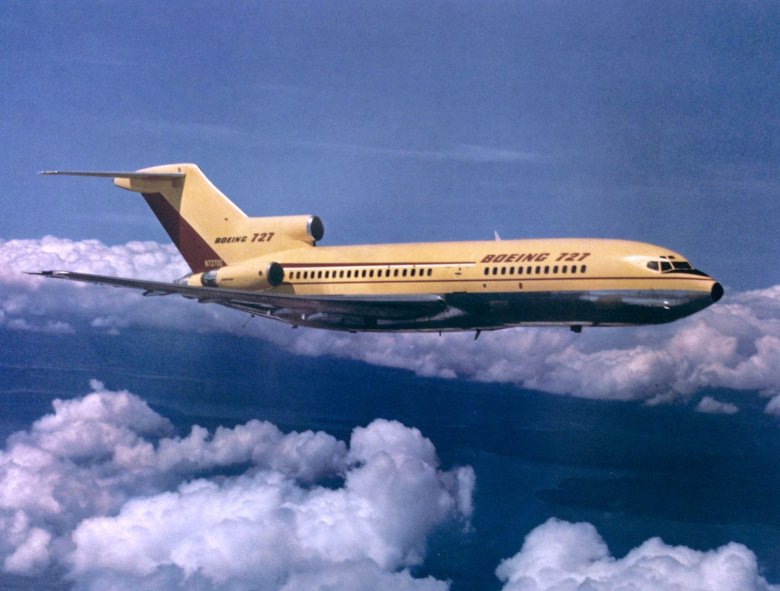 Самолет boeing 727