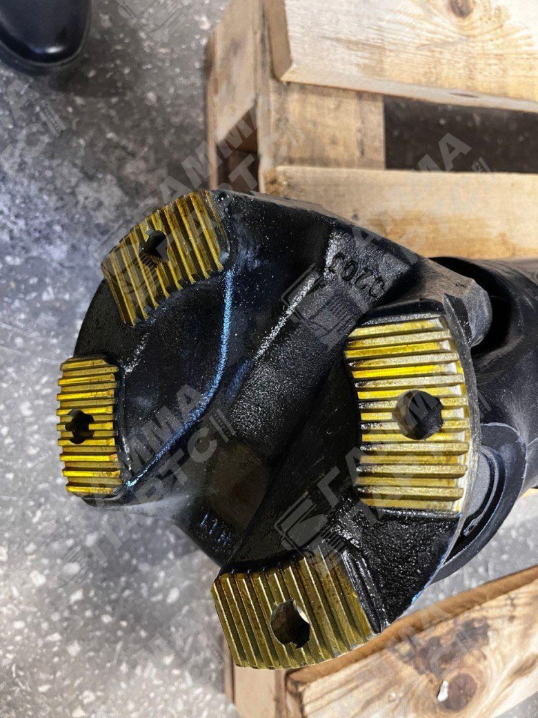 Вал карданный