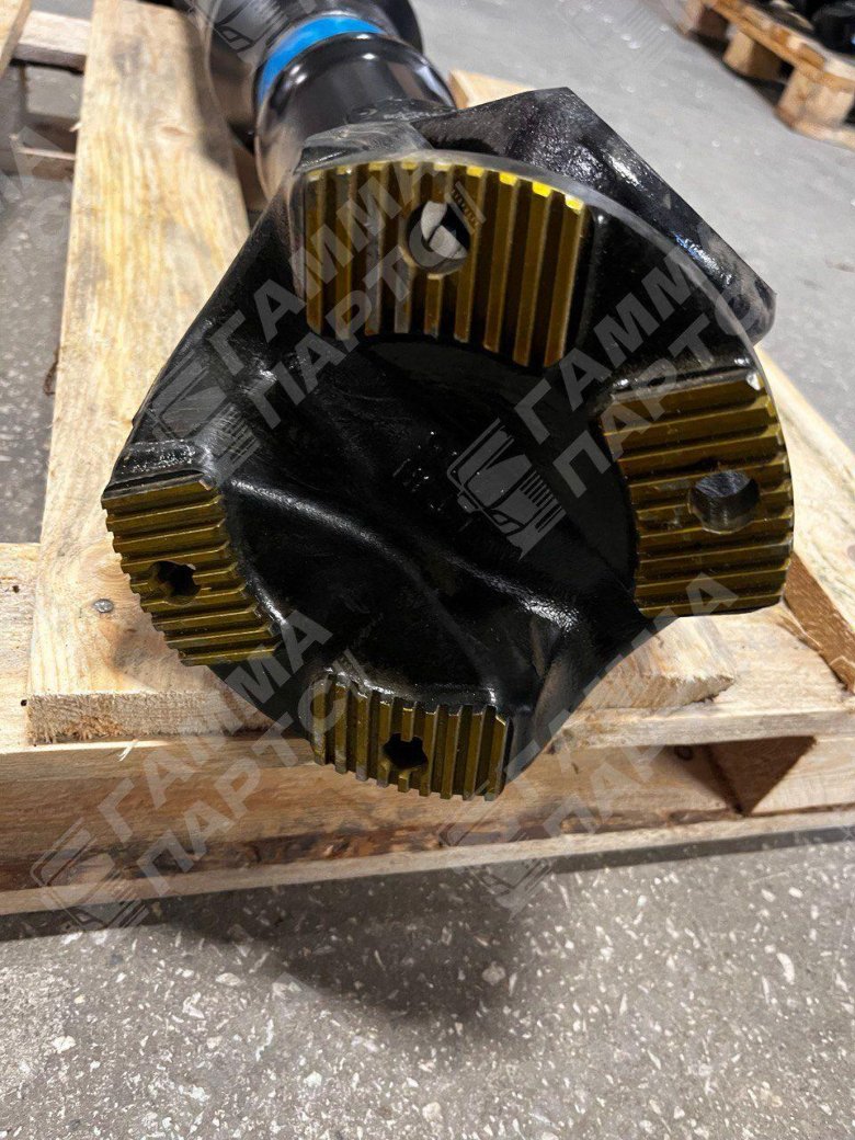 Вал карданный 43118