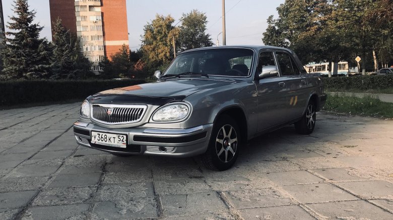 Газ волга 31105 серебристый