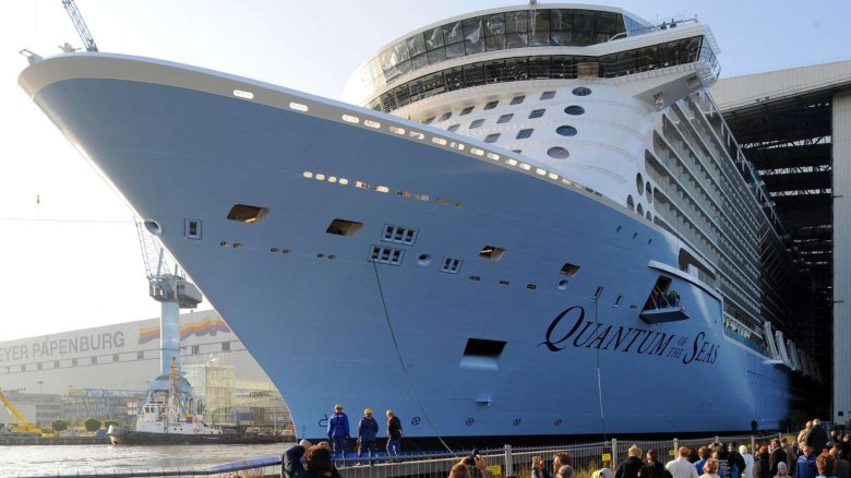 Самый большой лайнер круизный