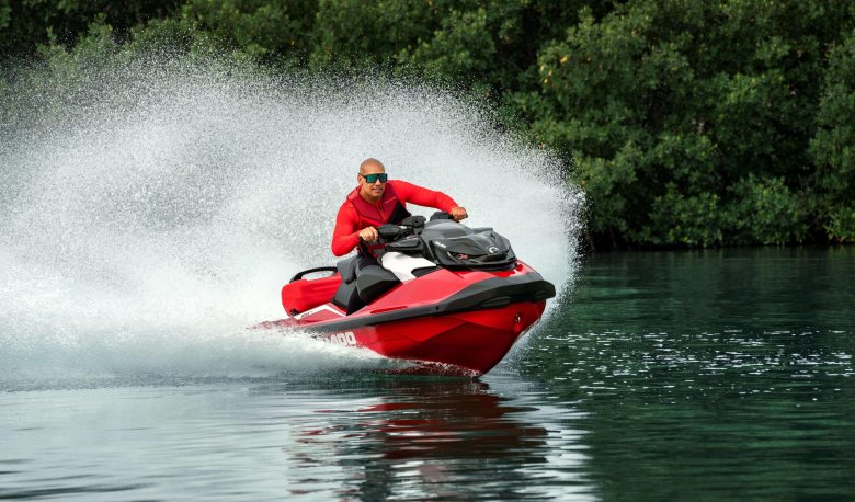 Гидроцикл brp sea doo