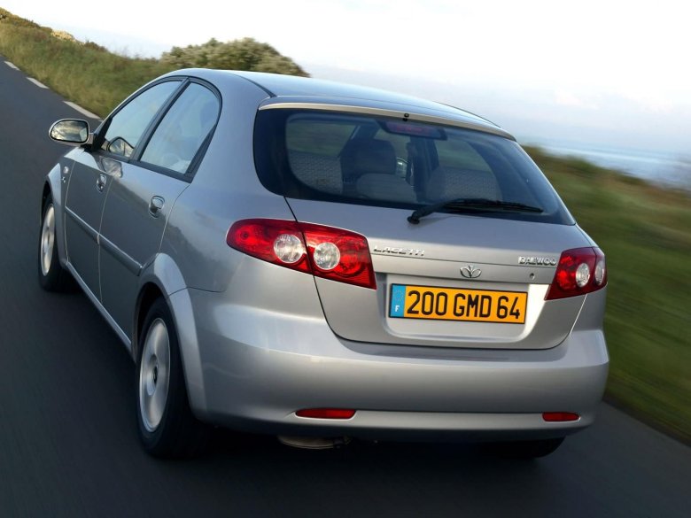 Chevrolet lacetti 2010 хэтчбек