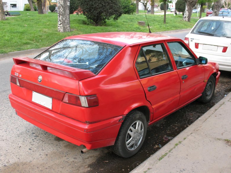 Alfa romeo 33 1990