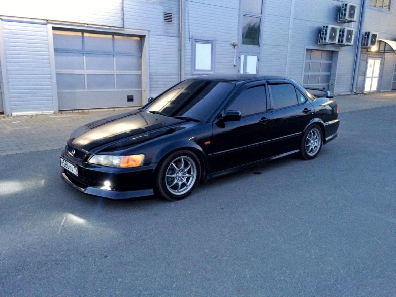 Honda accord 6 1999