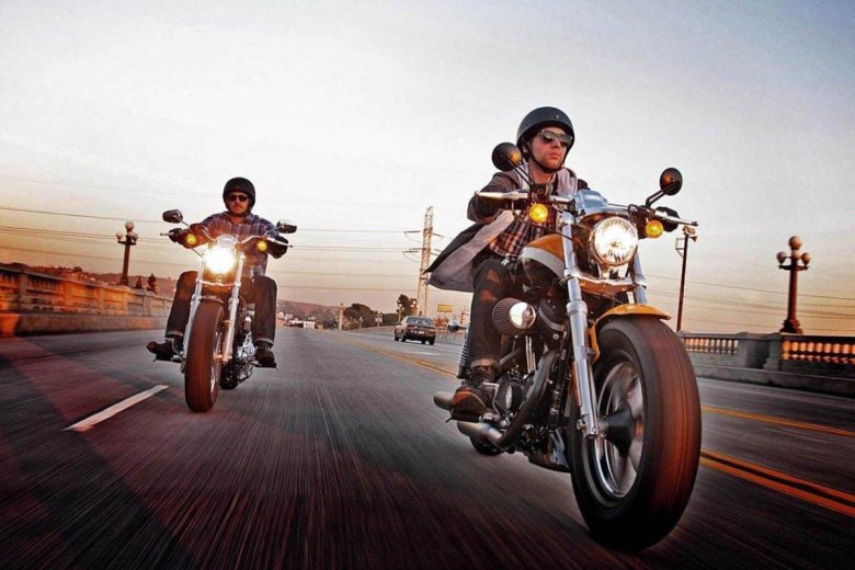 Мотоцикл харлей дэвидсон