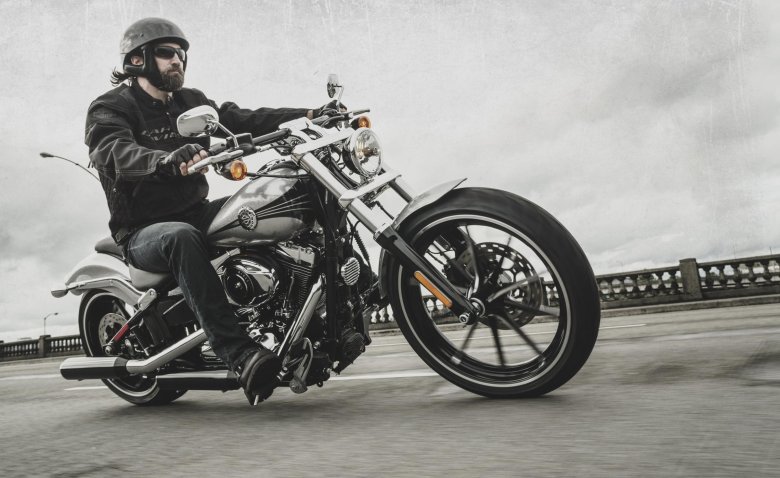 Harley davidson fxsb breakout