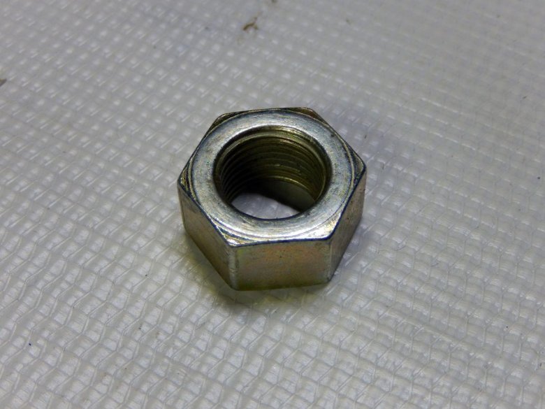 Гайка мтз 1221 3101013