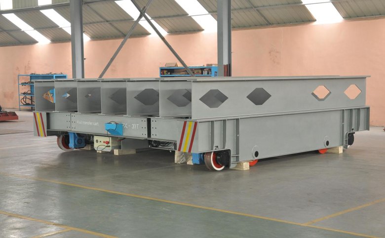 Безрельсовые передаточные телеги