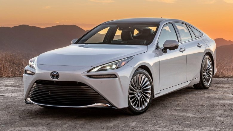 Тойота мирай 2022