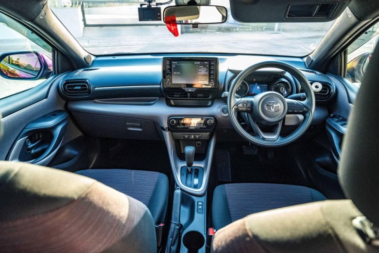 Toyota yaris hybrid 2019