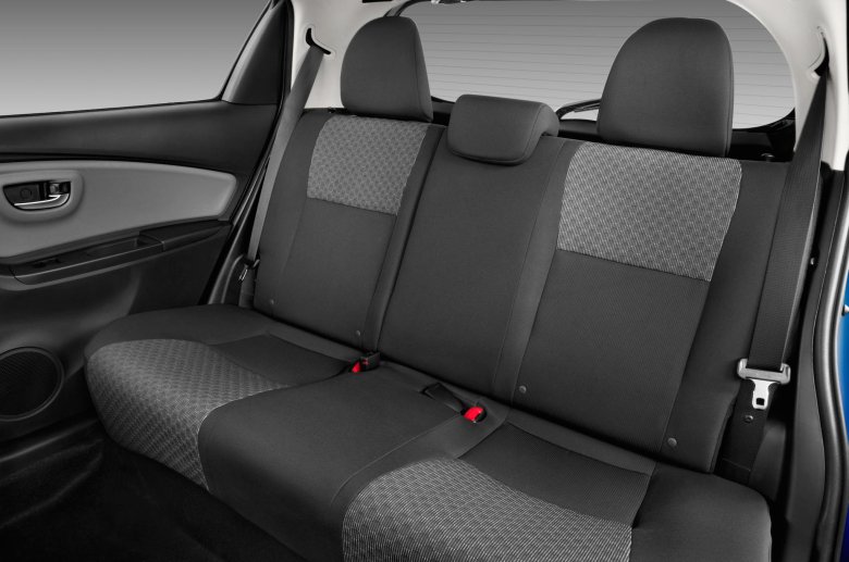 Toyota yaris 2013 hybrid