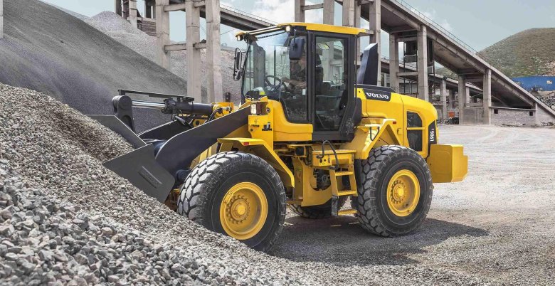 Фронтальный погрузчик вольво