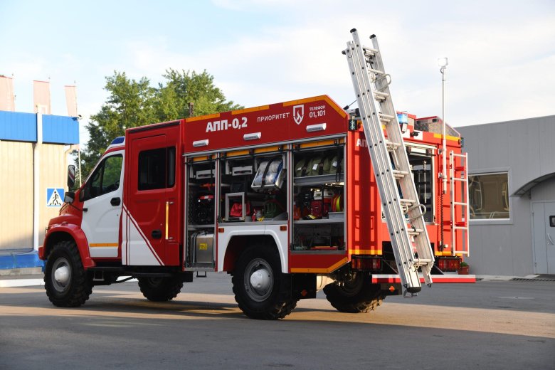 Пожарная автоцистерна урал 43206 некст