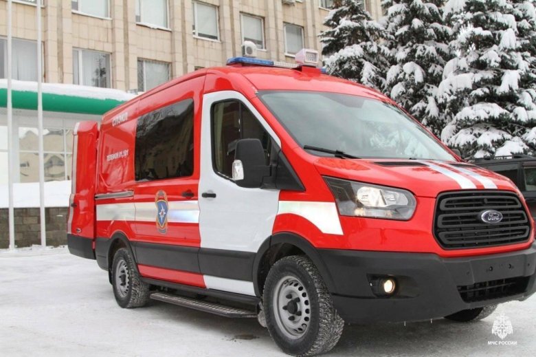 Форд транзит аварийно спасательный автомобиль