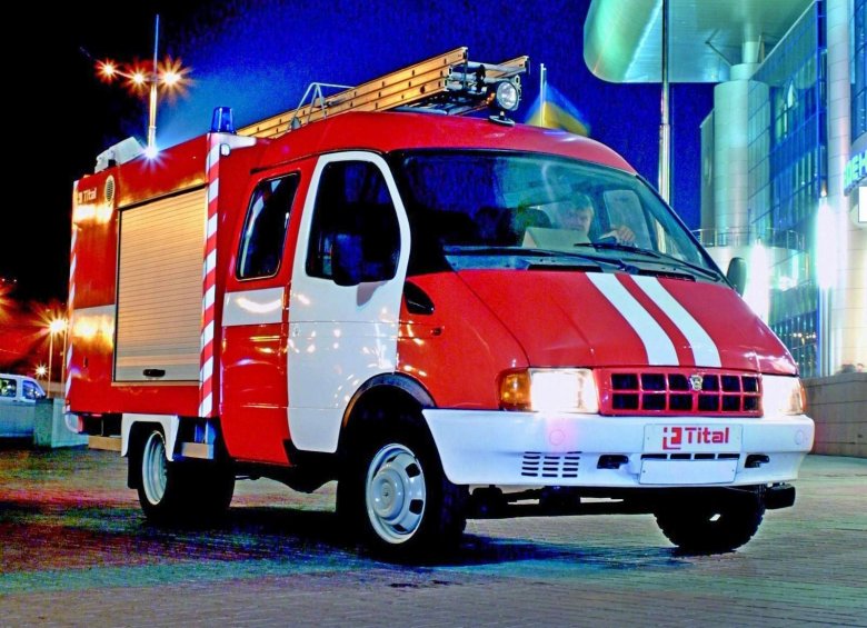 Пожарный автомобиль первой помощи