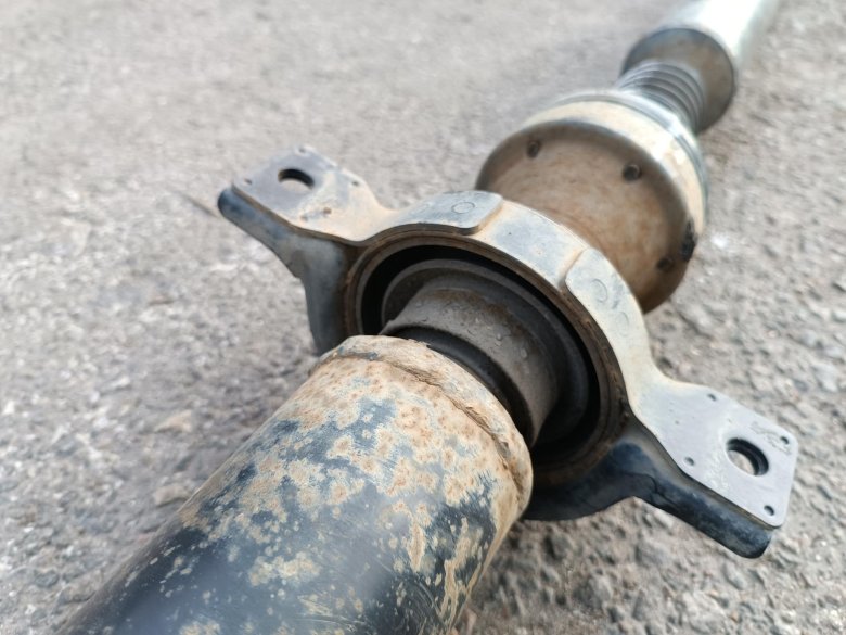 Кардан вал карданный