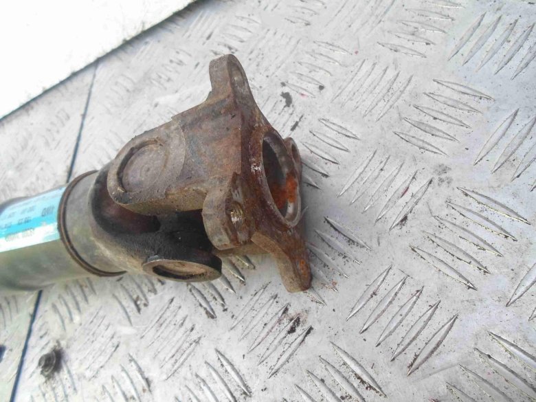 Кардан вал карданный