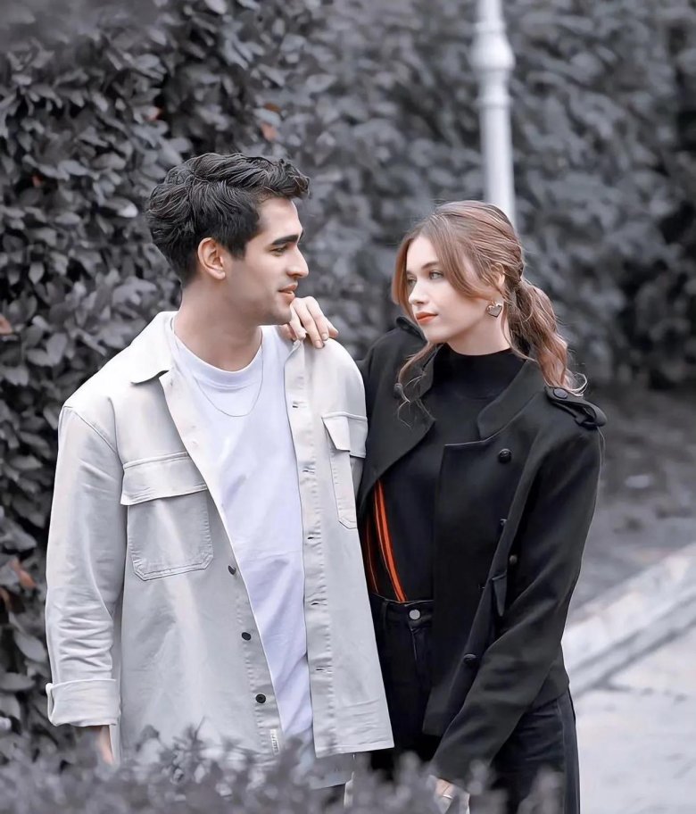 Афра сарачоглу и мерт рамазан демир