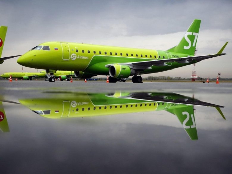 Самолет эмбраер 170