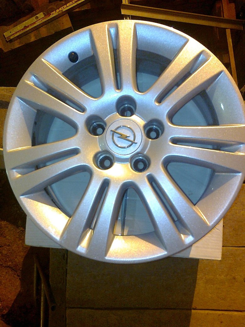 Astra h диски r16