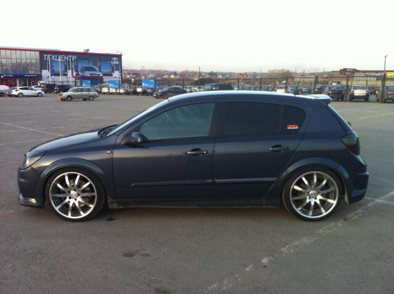 Opel astra h r17