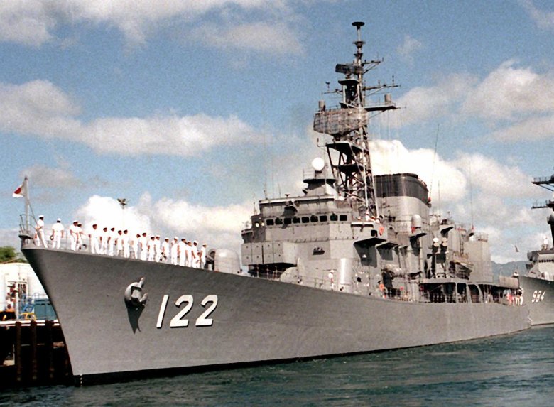 Эсминец сил самообороны японии