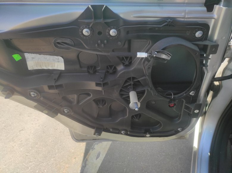 Ford fusion 4 стеклоподъемник