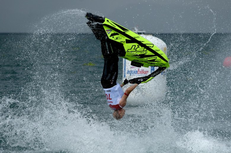 Аквабайк фристайл