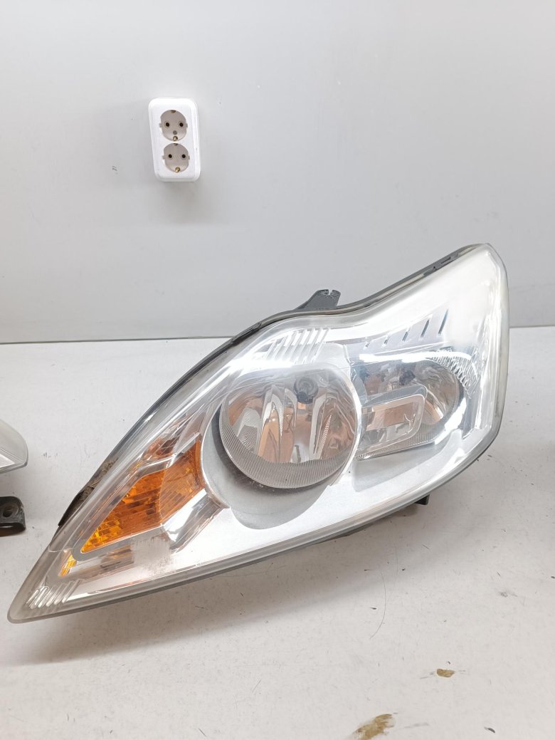 Фара левая ford focus