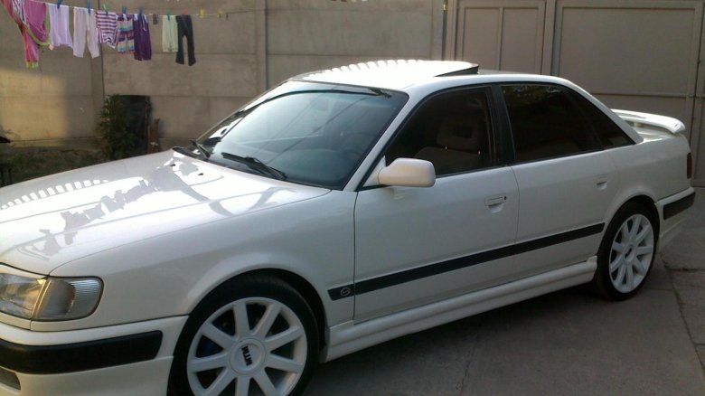 Ауди 100 с4 белая