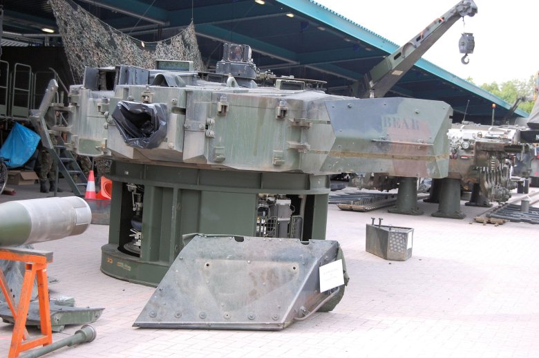 Леопард 2 башня