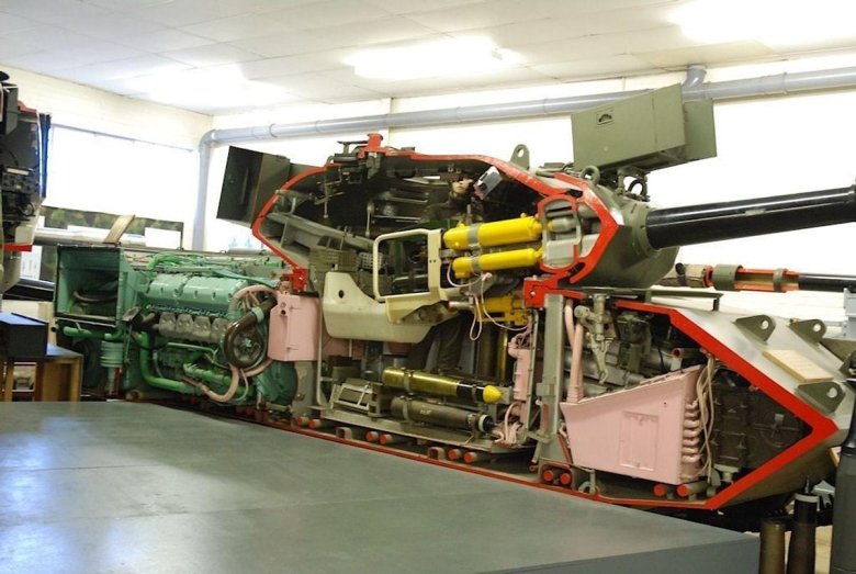 Внутри танка леопард 1