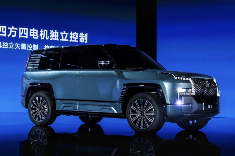 Китайский электрический внедорожник